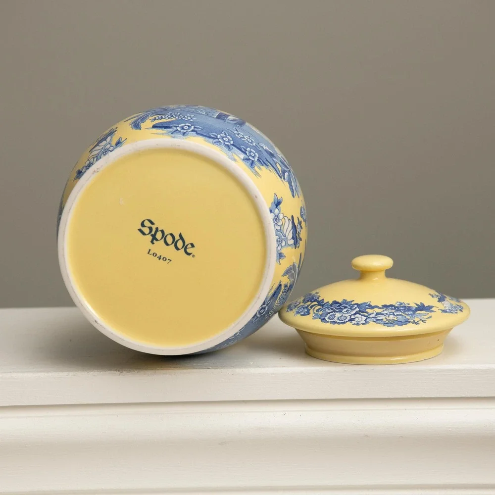 Spode this yellow